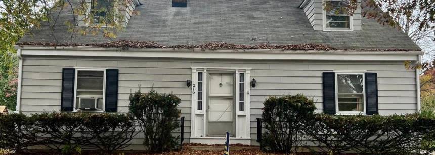 216 Mannion Ave