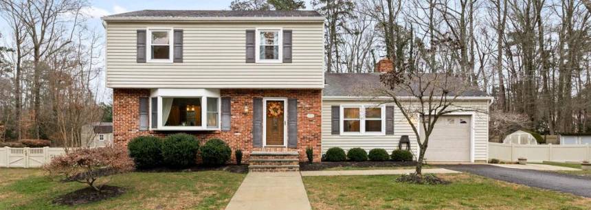 53 Taunton Rd