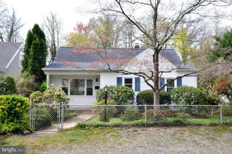 200 Westmont Ave