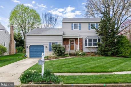 10 Mindy Dr
