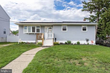 55 Bradley Ave