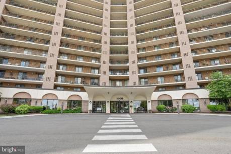 10709 Valley Forge Cir 709
