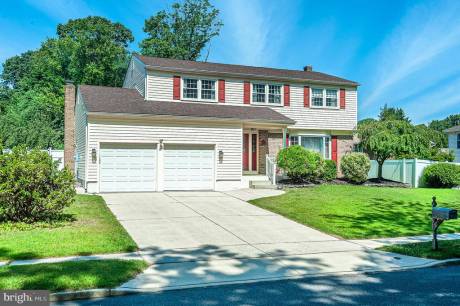 61 Country Club Rd