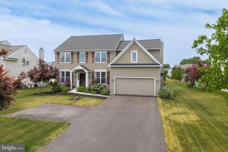 1017 Ronald Reagan Dr