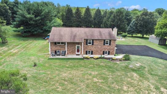 439 S Mennonite Rd