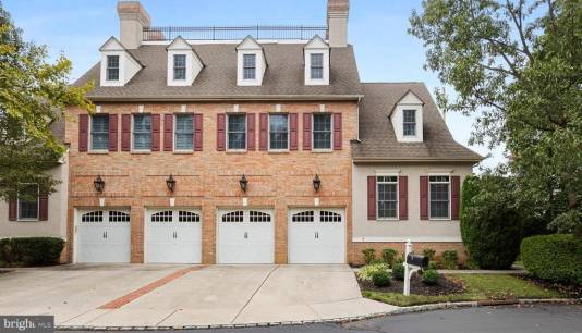 7 Collins Mill Ct