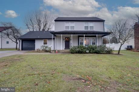 810 Parry Rd