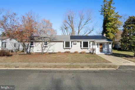 1072 Grandview Dr