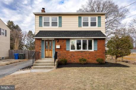313 Cornell Rd