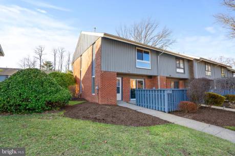102 Van Buren Rd