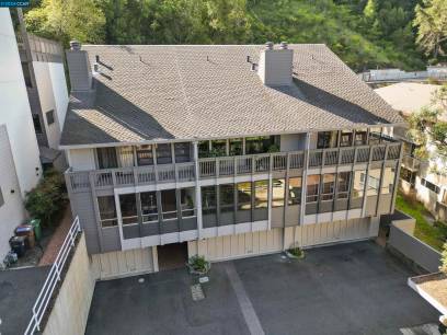 142 Professional Center Pkwy