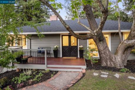 15 Claremont Avenue