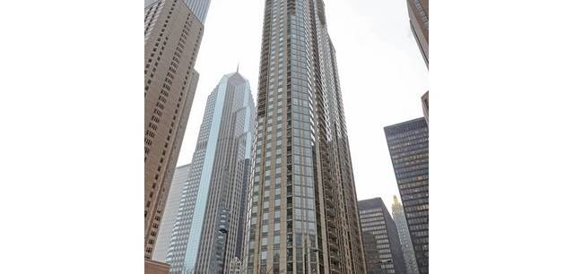 222 N Columbus Dr 404