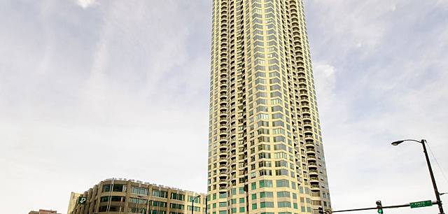 400 N Lasalle St 1605