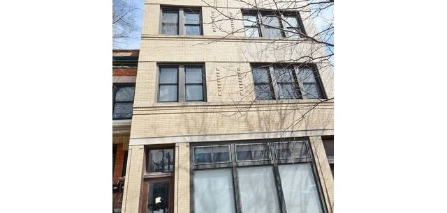 3609 N Damen Ave 3