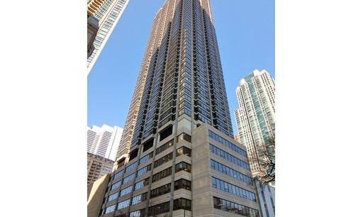 30 E Huron St 1802