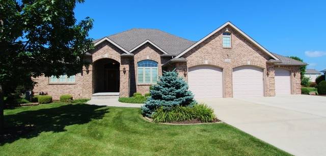 1560 Kenilworth Ct
