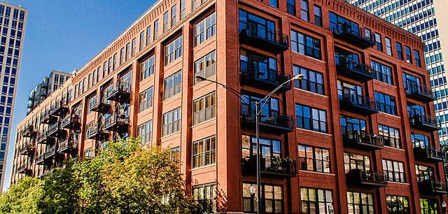 520 W Huron St 107