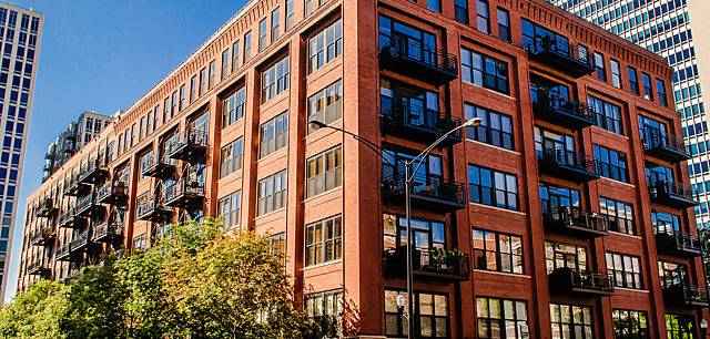 520 W Huron St 420