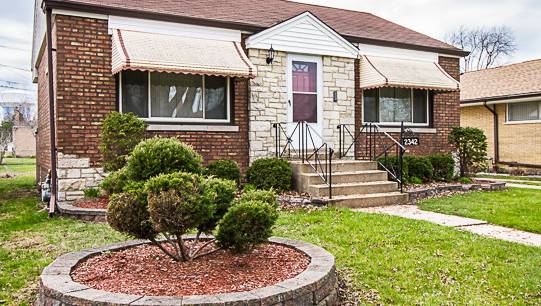 2342 S 22nd Ave