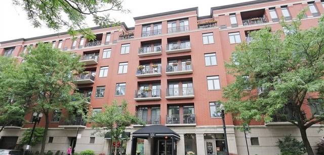 1414 N Wells St 408
