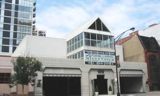 1212 N Lasalle 2203