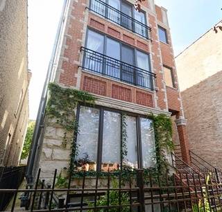 956 N Leavitt St #2