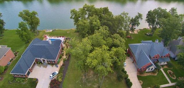 395 Edgewater Dr