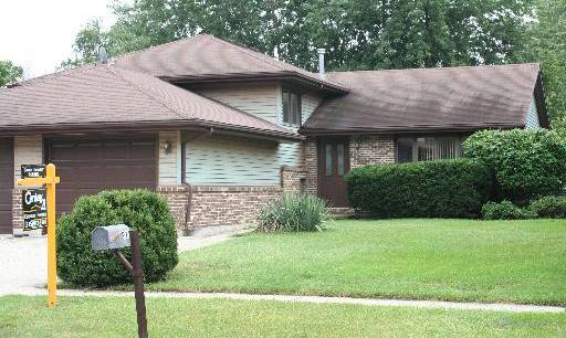 911 Edgewood Dr 911