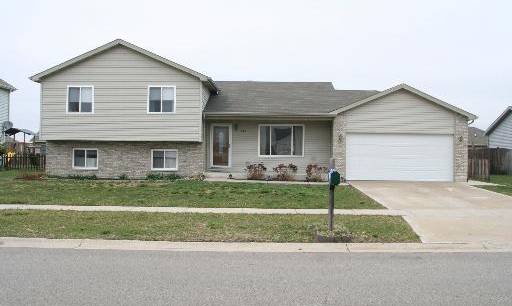 1805 Schubert Dr