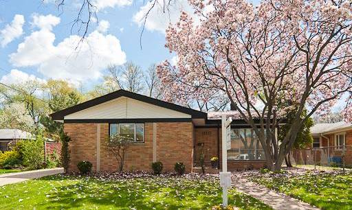 2455 Belleview Ave