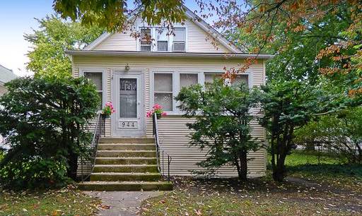 944 Clinton Ave