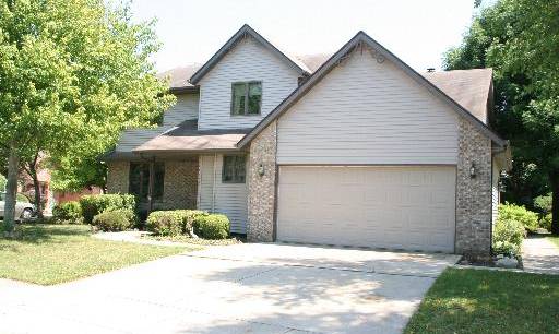 11 Lakewood Ct