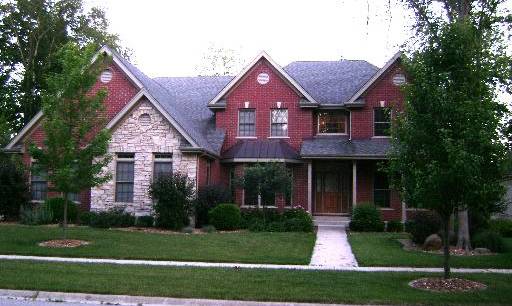 383 Edgewater Dr
