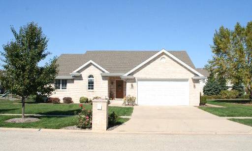 975 Scottsdale Ct