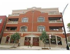 852 N Damen Ave 4N