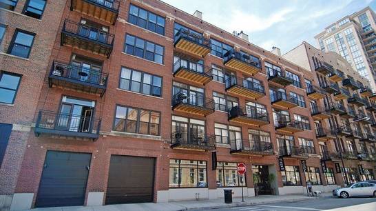 375 W Erie St 208