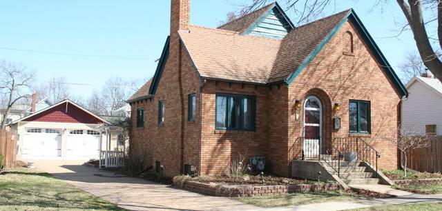 406 E Illinois Ave