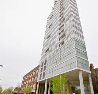 510 W Erie St 1402