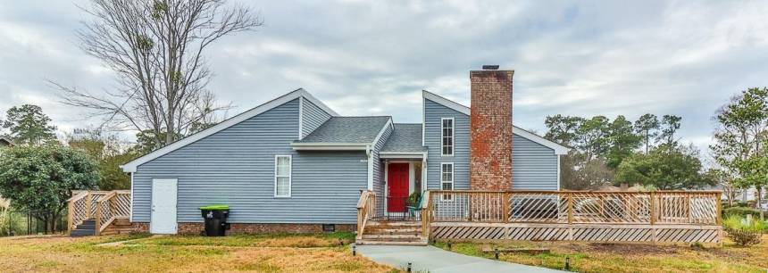 3556 Lighthouse Way
