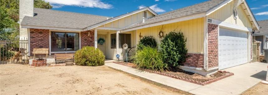 2727 Tumbleweed Dr