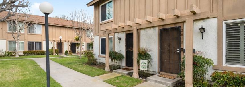 201 W Alton Ave B235