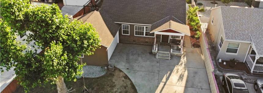 8307 Blewett Ave