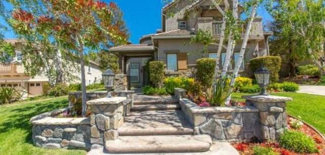 642 Rustic Hills Dr