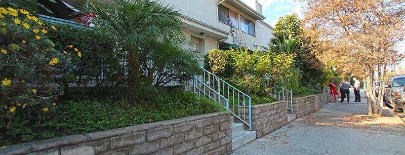 7869 Ventura Canyon Ave 104