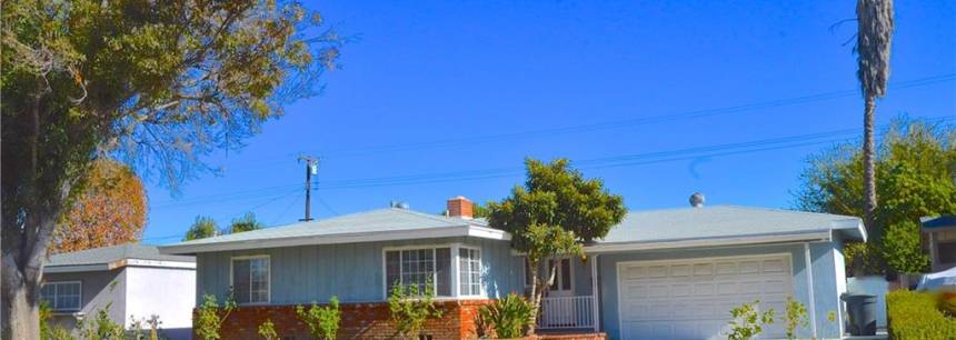 220 N Morada Ave