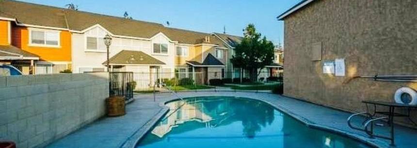 1235 E D St 14
