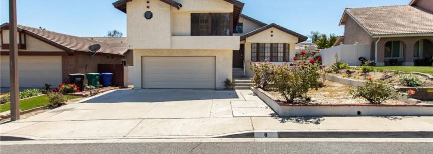8 Sunny Slope Rd