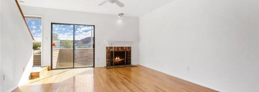 15135 Nordhoff St 4