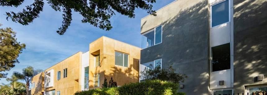 1120 N El Centro Ave #8